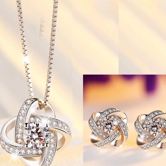 Jewelry - 💎0122💎 STERLING SILVER FOREVER LOVE DIAMOND FLOWER KNOT NECKLACE & EARRING SET